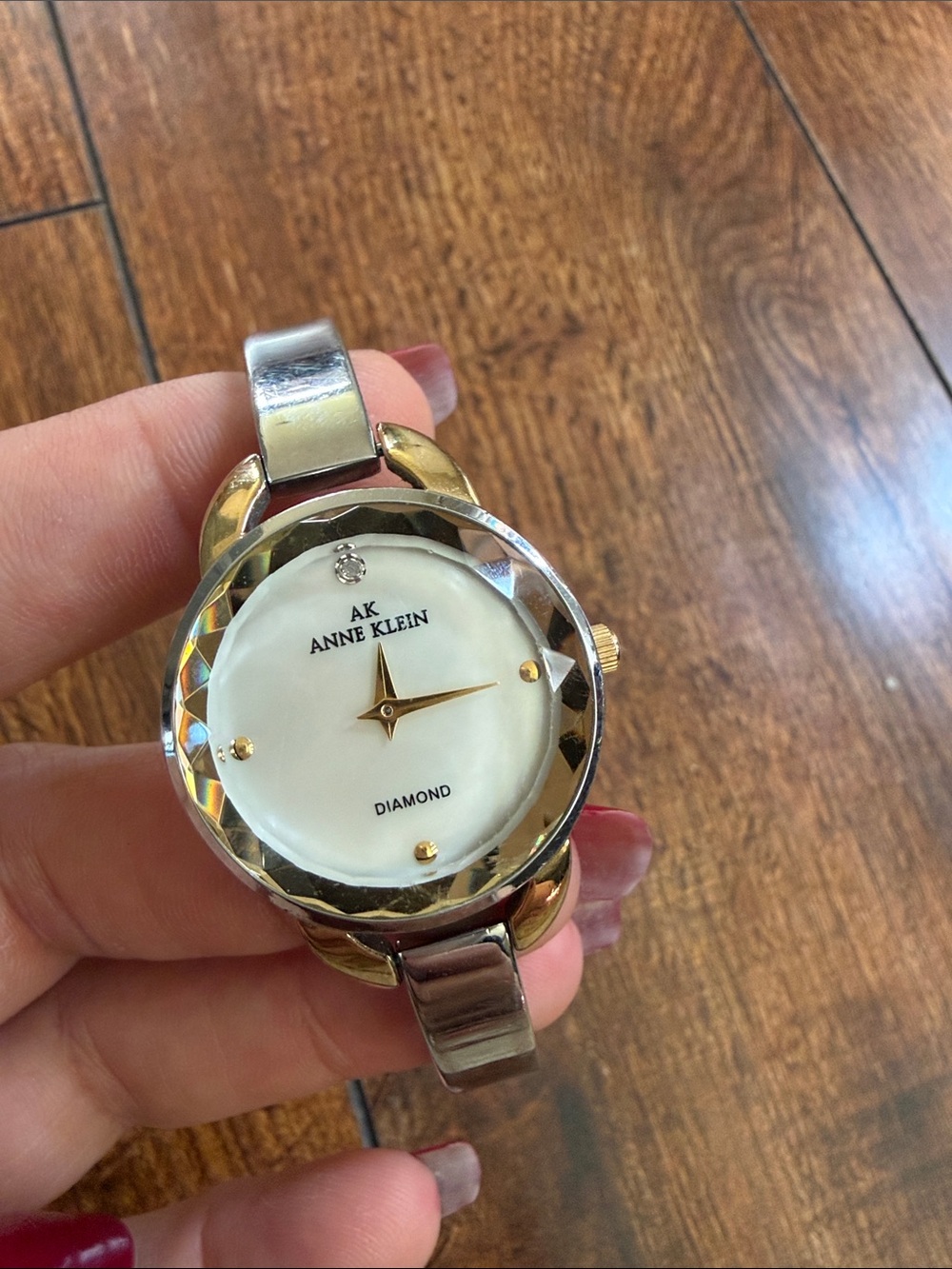 Anne Klein Diamonds minimal Watch
